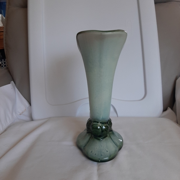 Flower Vase Ceramic Vintage HULL Green Glazed - Picture 4 of 8